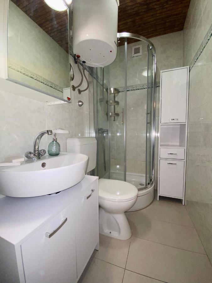 Apartment Andrea Baška Voda Eksteriør billede
