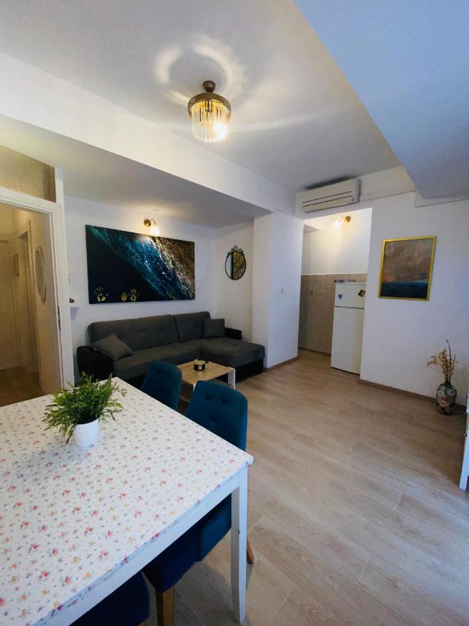 Apartment Andrea Baška Voda Eksteriør billede