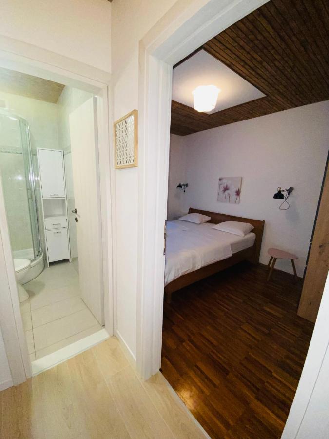 Apartment Andrea Baška Voda Eksteriør billede